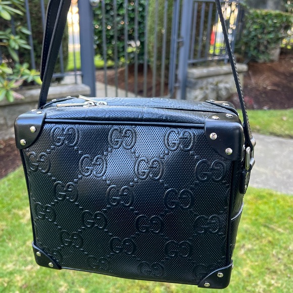❌SOLD❌Authentic Gucci GG embossed leather trunk bag - Picture 12 of 16